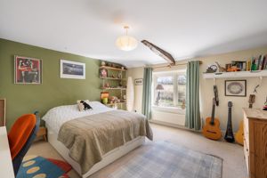 Bedroom- click for photo gallery